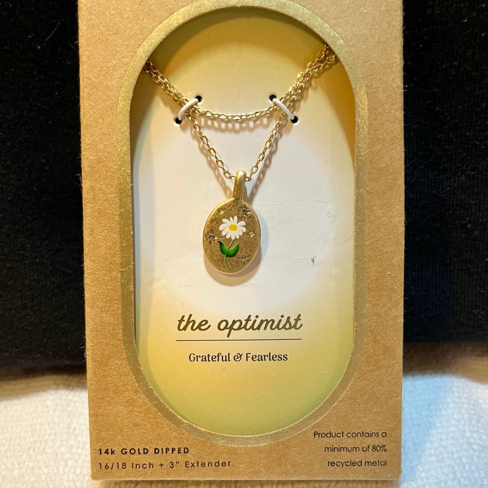 Bellissima 'The Optimist' Gold Necklace with Daisy Pendant